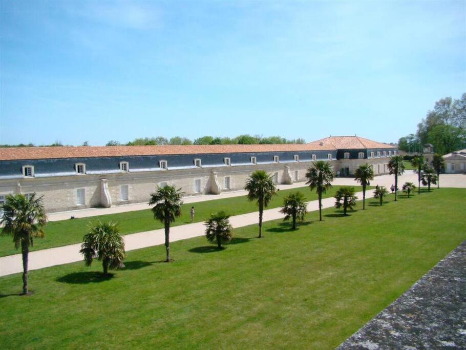 T2 Meuble Pour Curistes, Vacanciers Et Stagiaires Rochefort  Zewnętrze zdjęcie